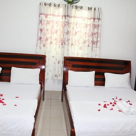 Ngoc May Guesthouse Chau Doc Esterno foto