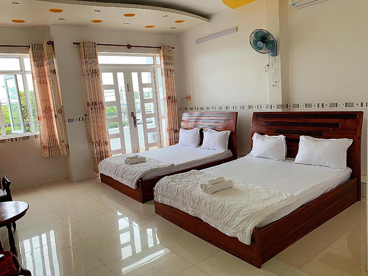 Ngoc May Guesthouse Chau Doc Esterno foto