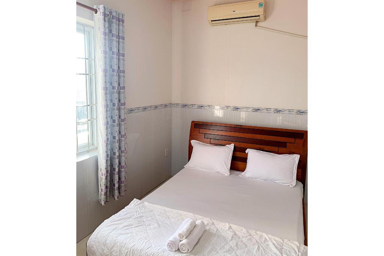 Ngoc May Guesthouse Chau Doc Esterno foto