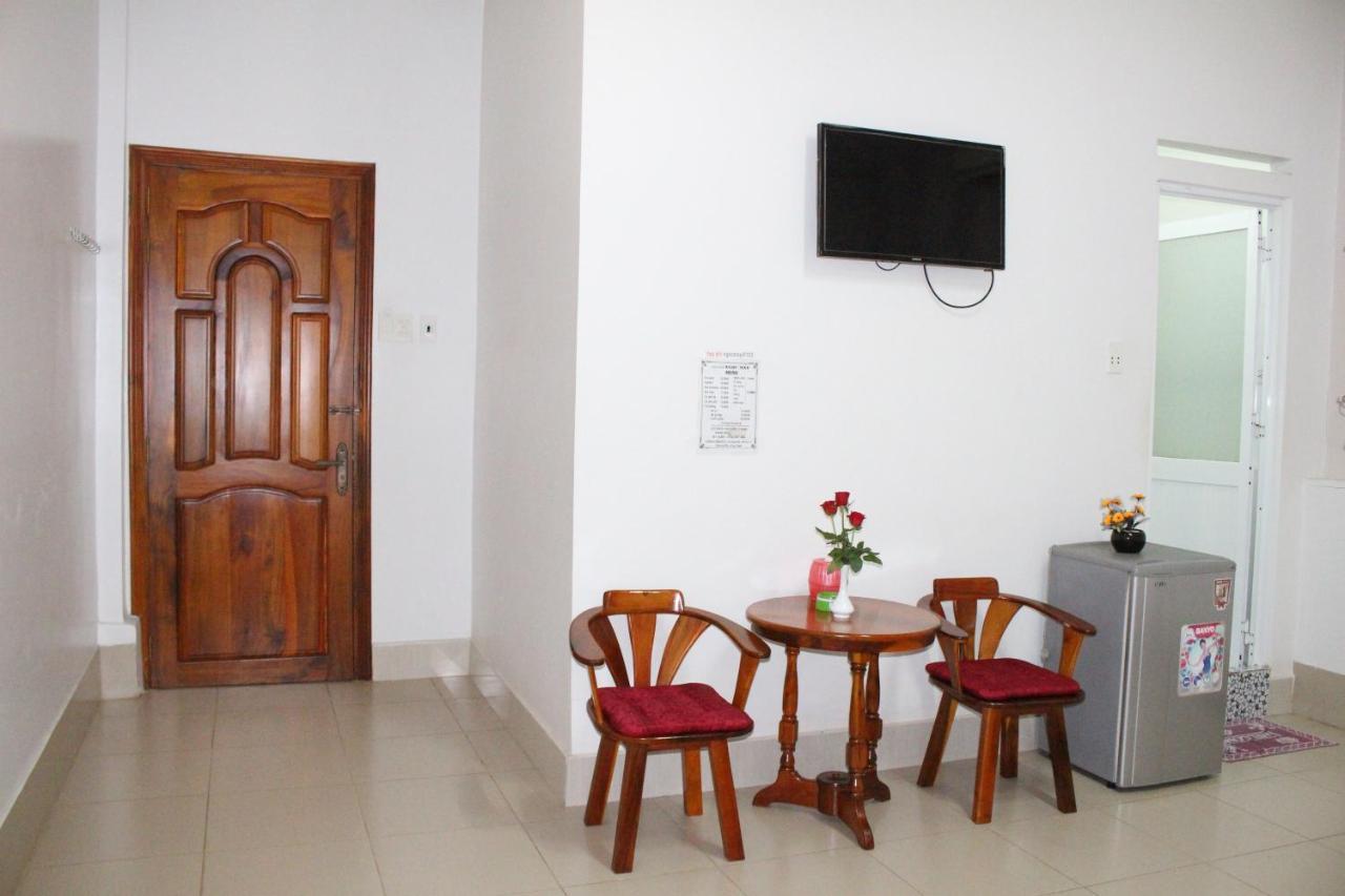 Ngoc May Guesthouse Chau Doc Esterno foto