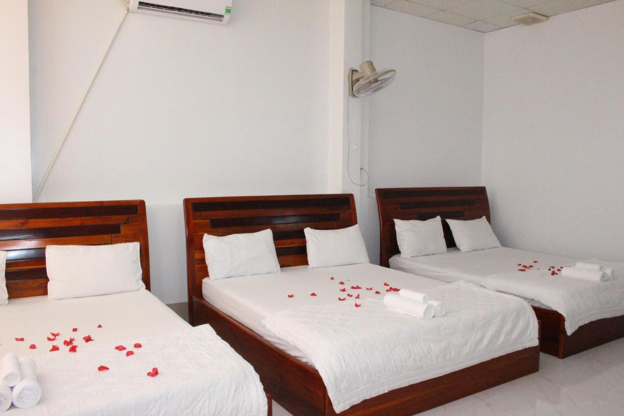 Ngoc May Guesthouse Chau Doc Esterno foto