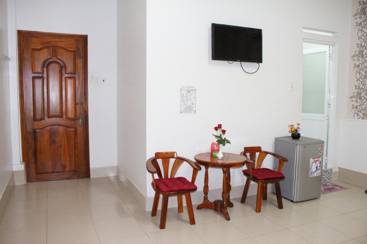 Ngoc May Guesthouse Chau Doc Esterno foto